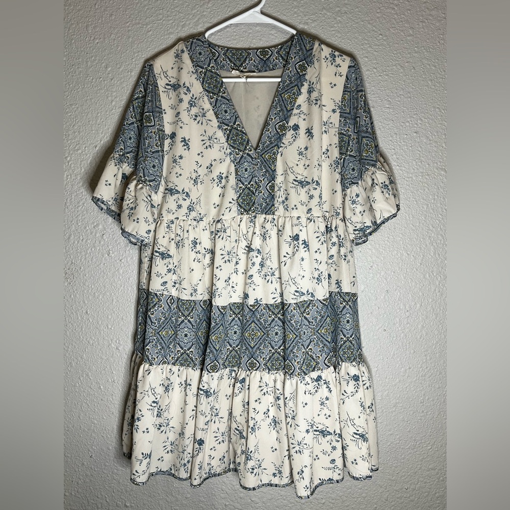 ENTRO (Anthropologie) Flutter Sleeve Boho Style Dress Size Medium